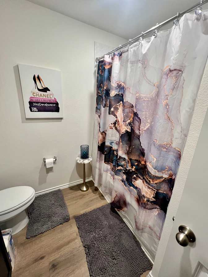 Lauren's room