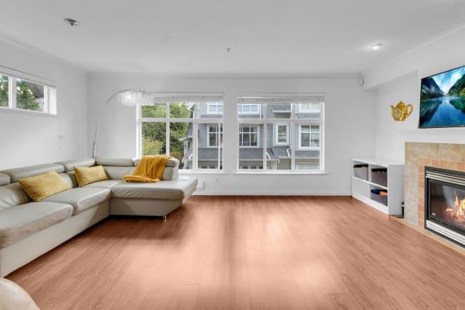 Fluer Muesco Reyes's room