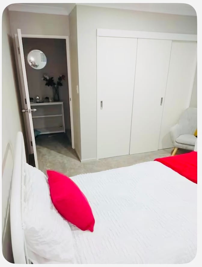 Dona's room