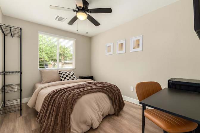PadSplit's room