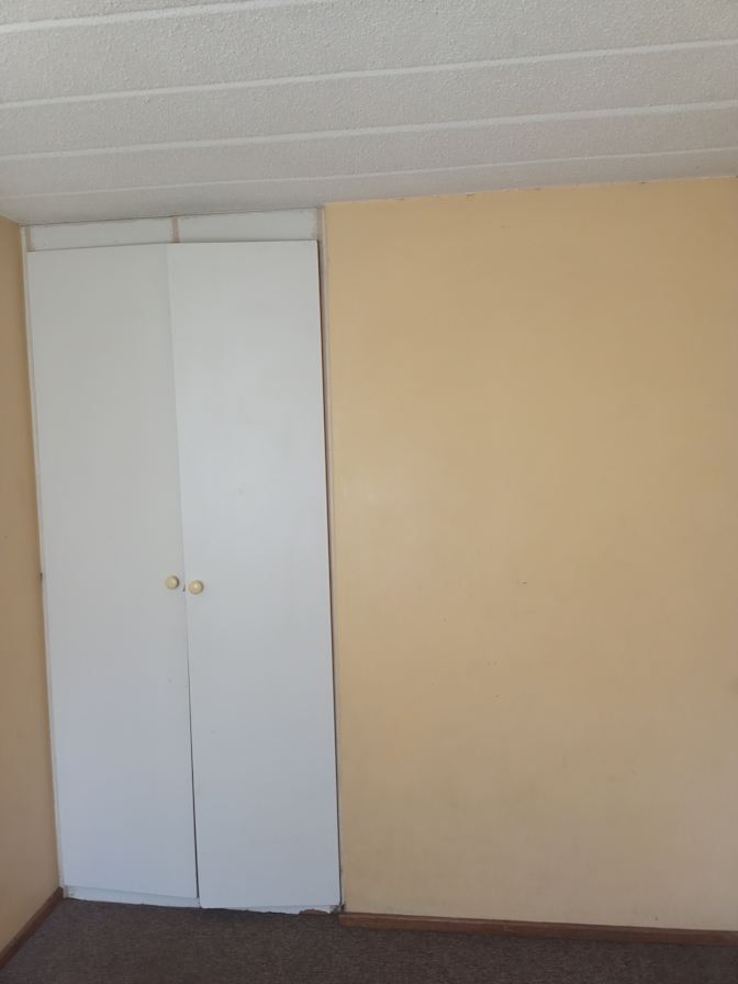 LEBUSA's room