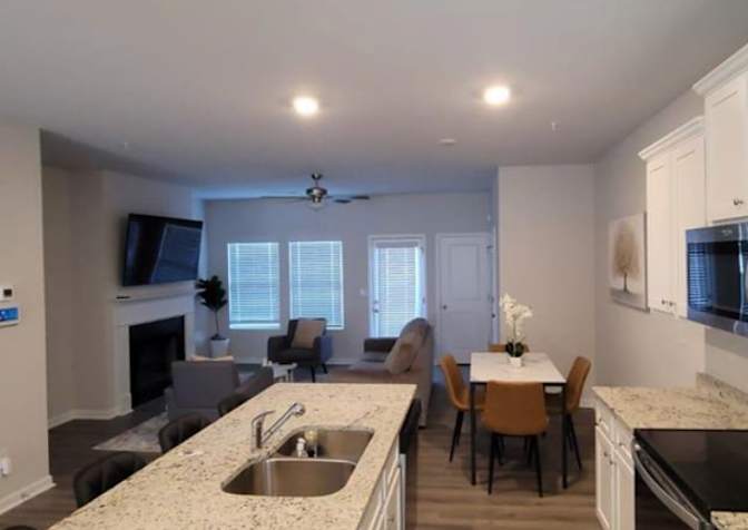 Alcove Rooms's room