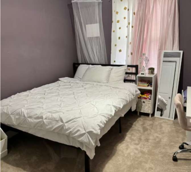 Luna's room