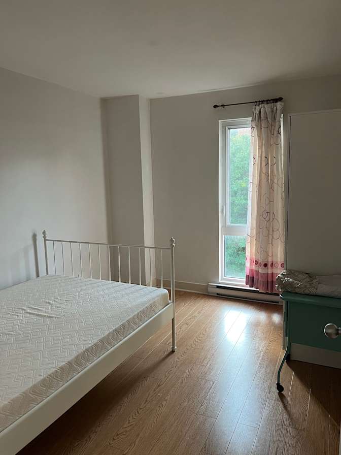 Caitlyn's room