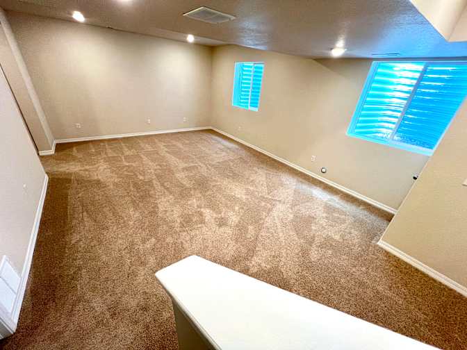 GENE ROMERO's room