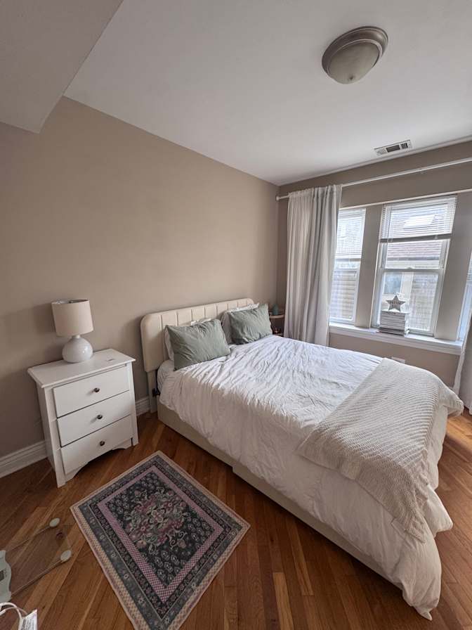 Liz's room