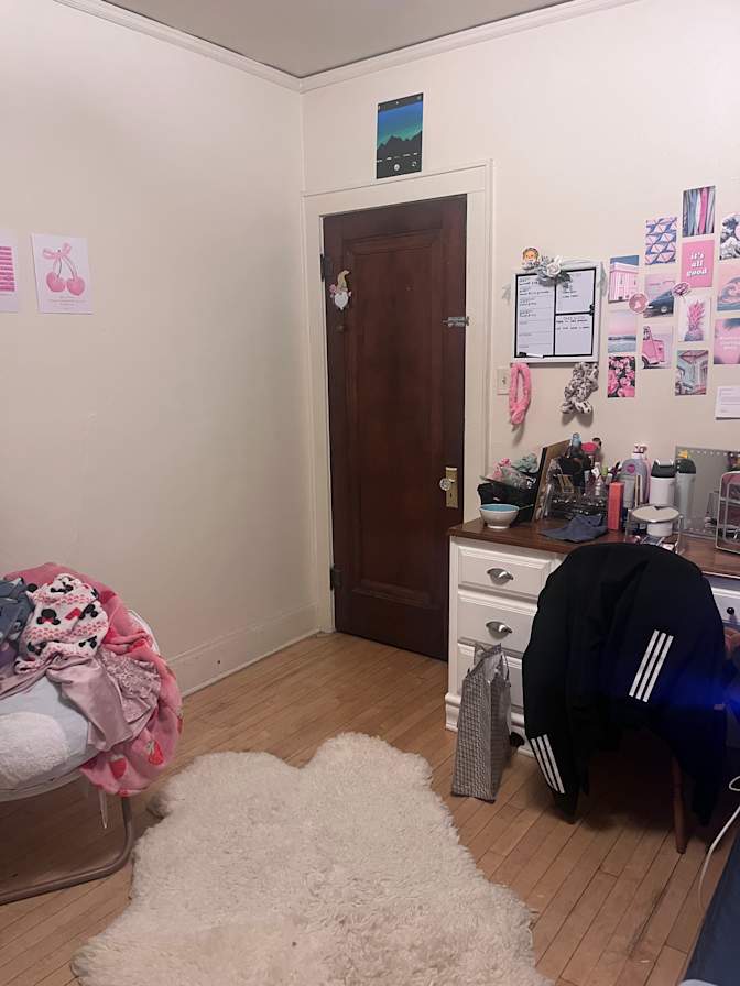 Nevia Levenhagen's room