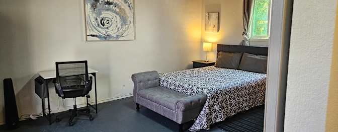 Mjay Jones's room
