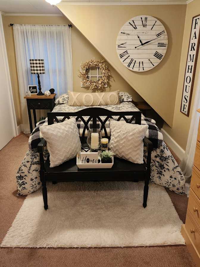 Kelly's room