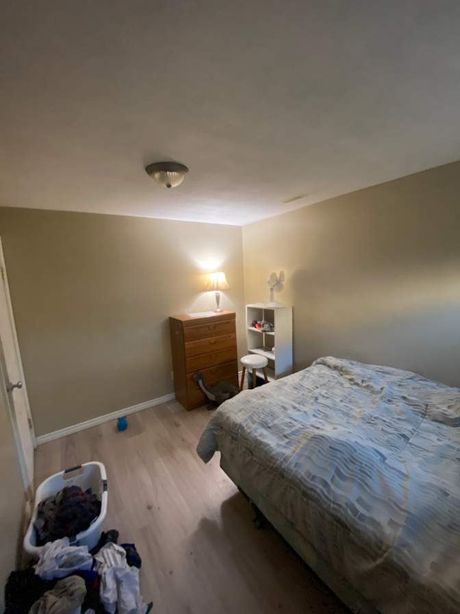 Nic's room