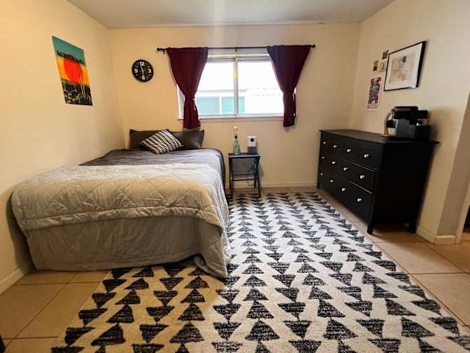Cansu Mccoy's room