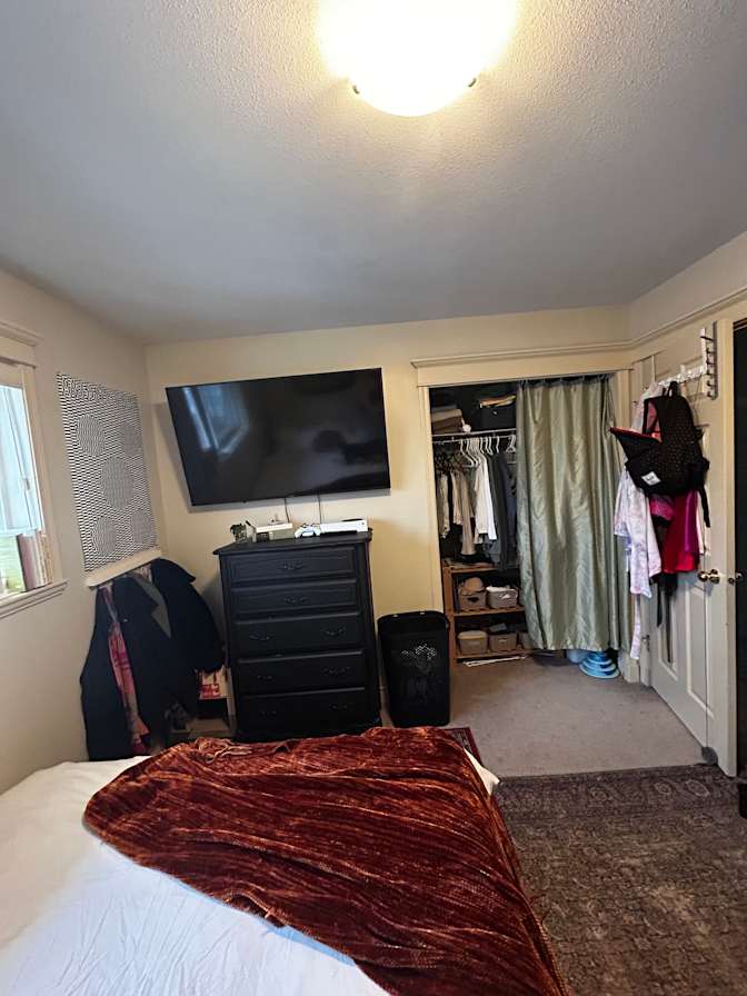 Sydney's room