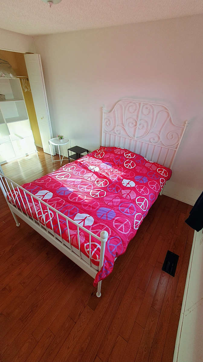 Marek's room