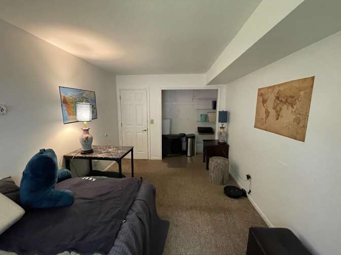 PRIVATE BEDROOM - Danbury - Connecticut - Office - Music - Craft Studio's room