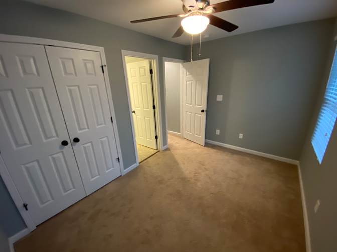 Alcove Rooms's room