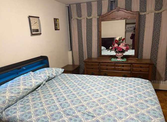 Donald Pinnock's room