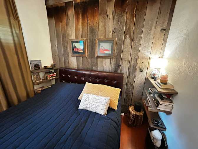 Elizabeth's room