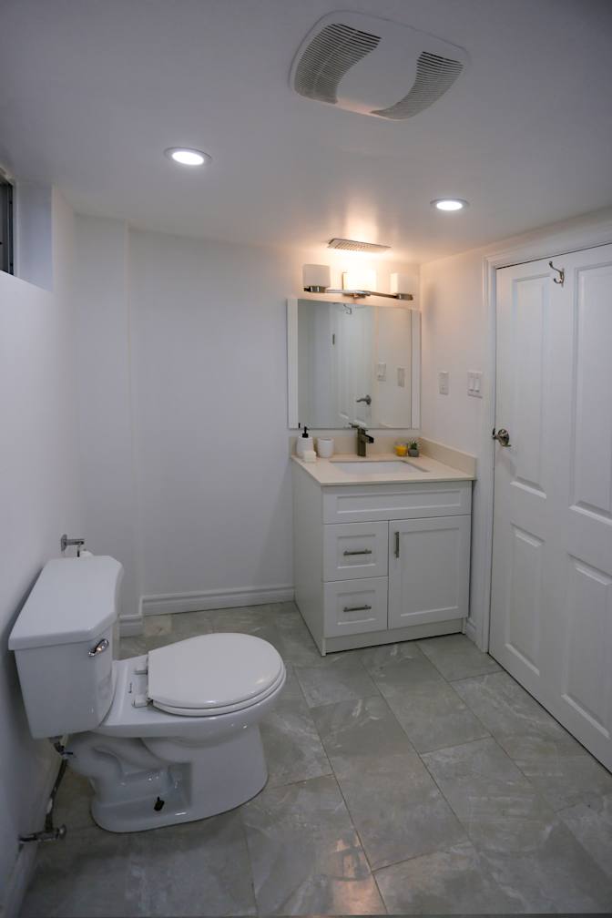 farnaz hosseini's room