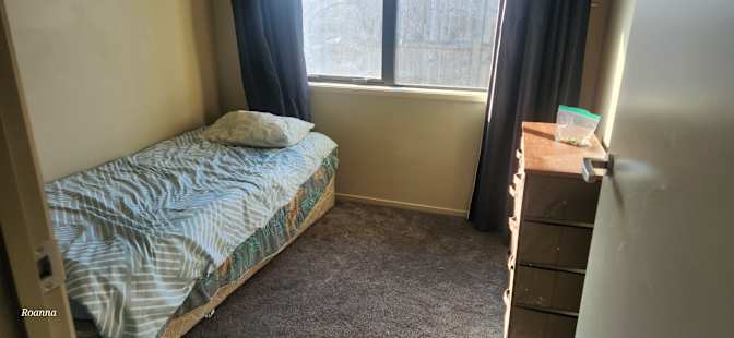 Roanna's room