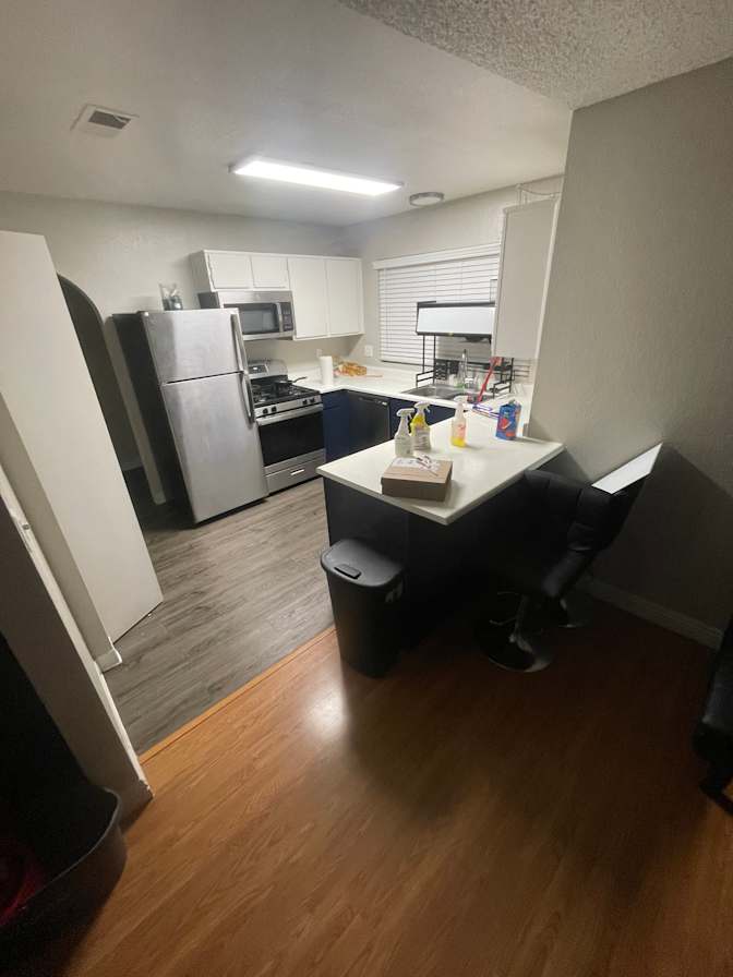 Ontario's room