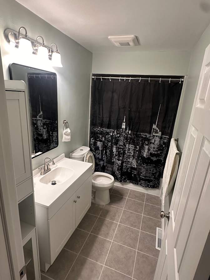Dave Canecchio's room
