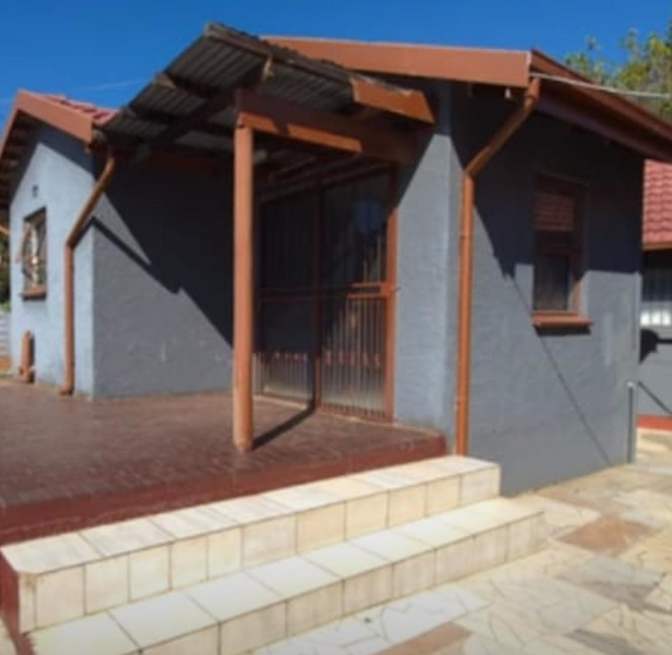 Nkosinathi Gabuza's room
