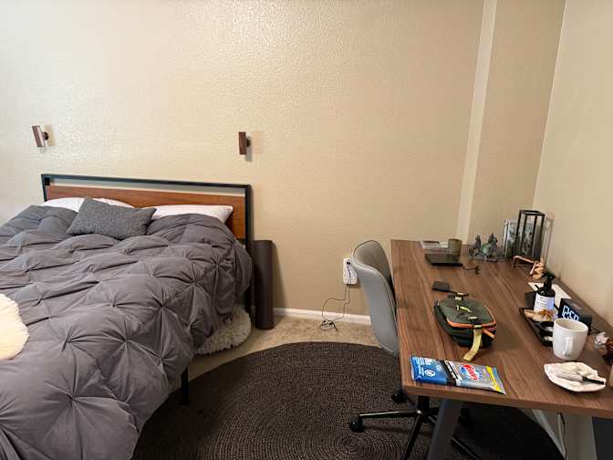 Kristine Banh's room