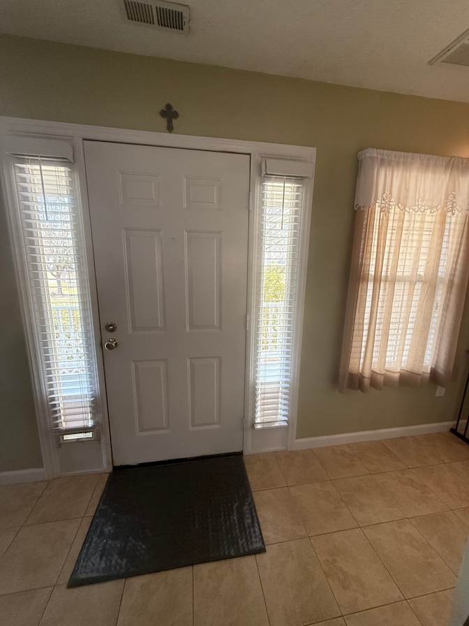 Robin Nest's room