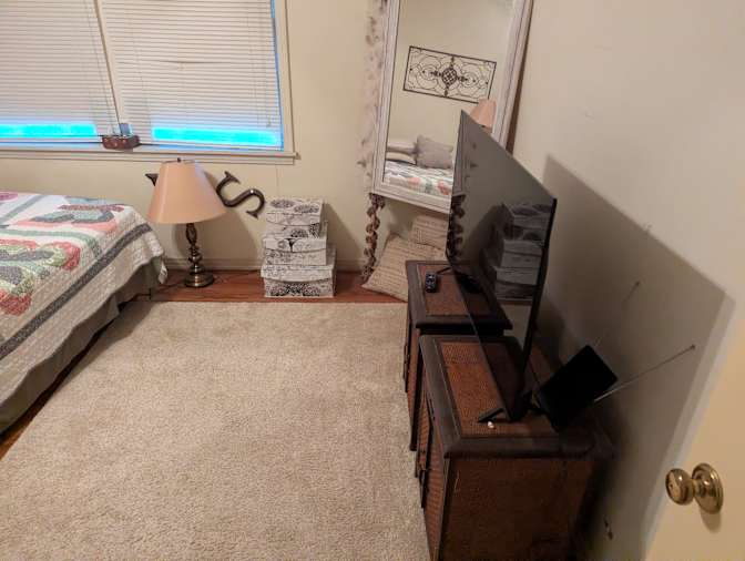 Terry L Barron's room