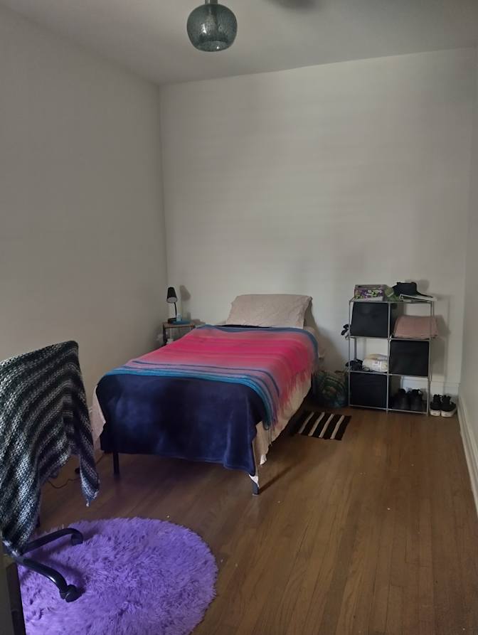 Max's room