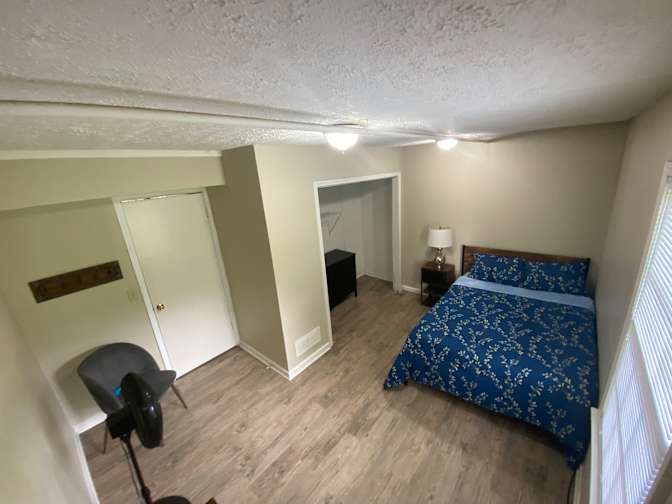 Diana's room