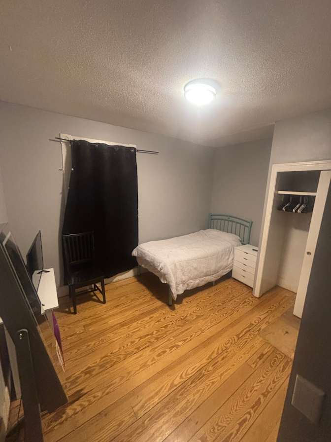Richard's room