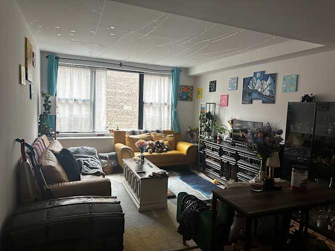 Andrea's room
