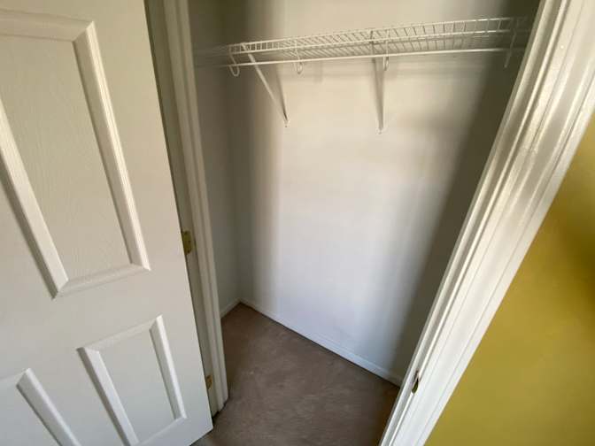 Alcove Rooms's room