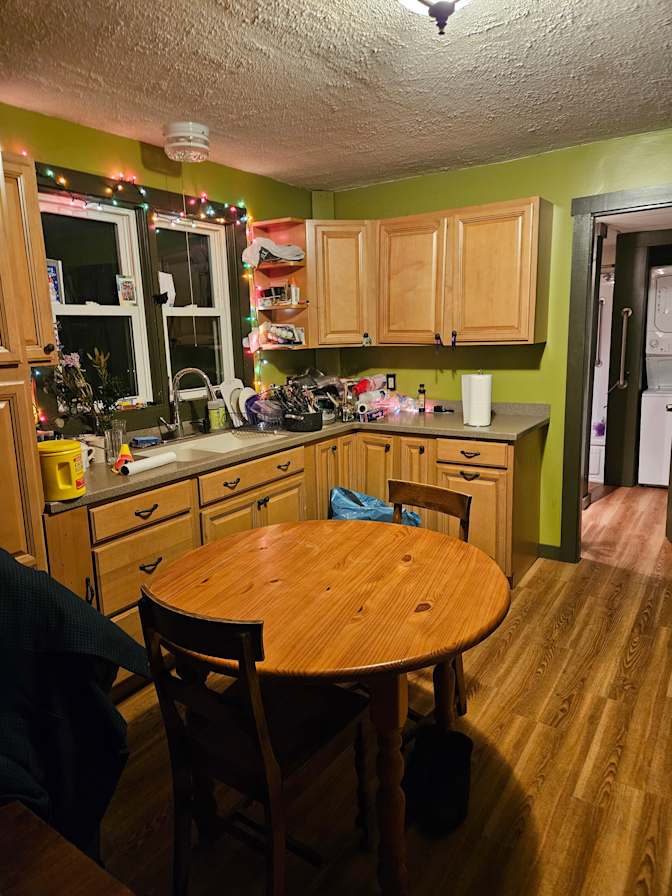 David L Wold's room