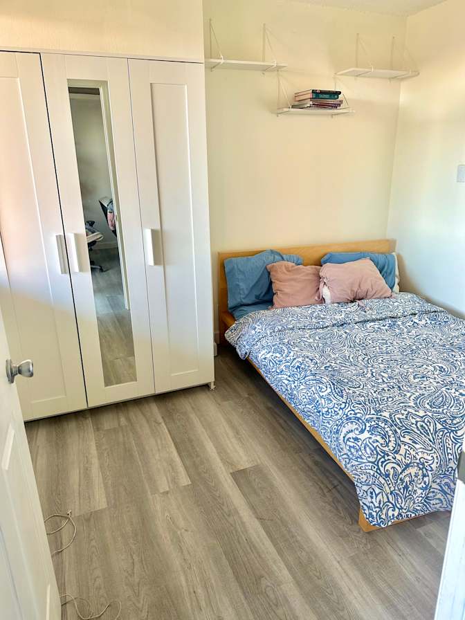 Nejma's room