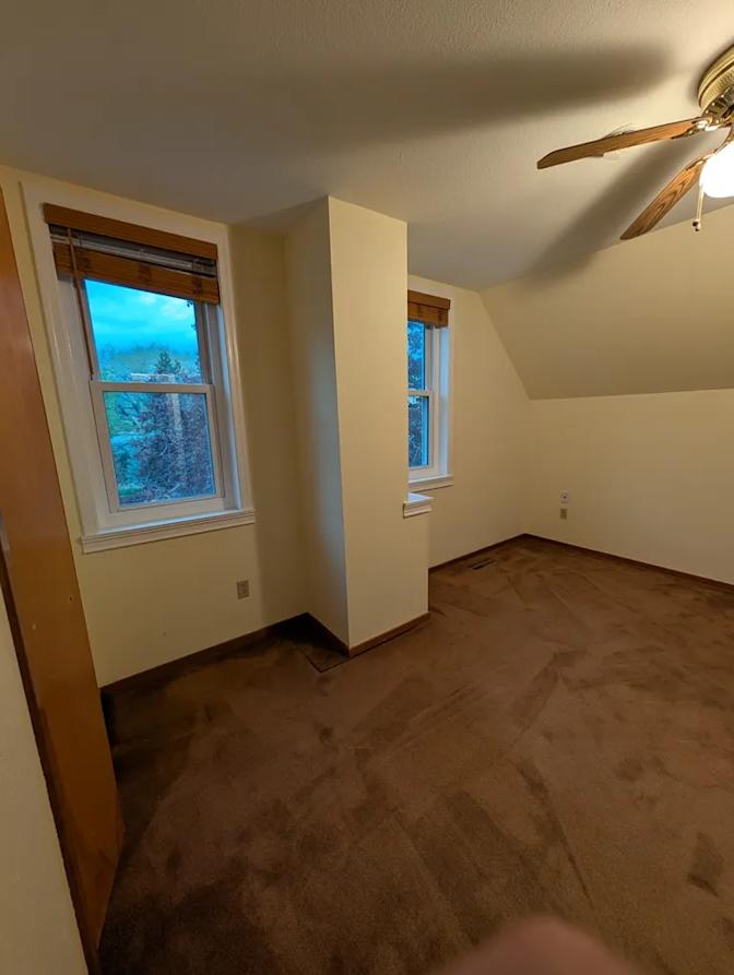Laurent's room