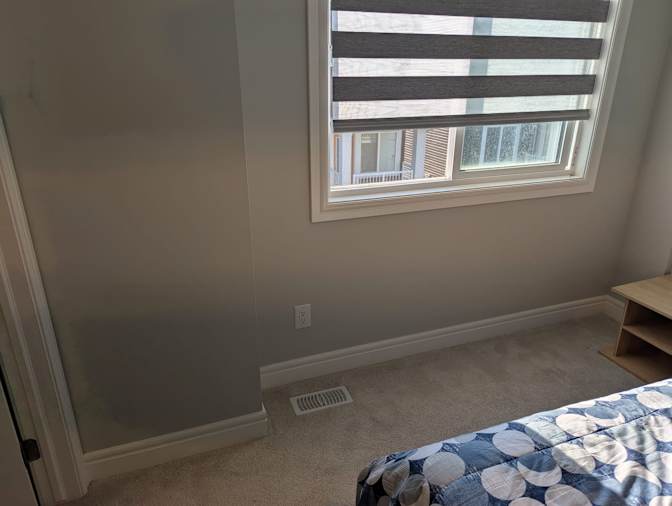 Yuvi Edmonton's room