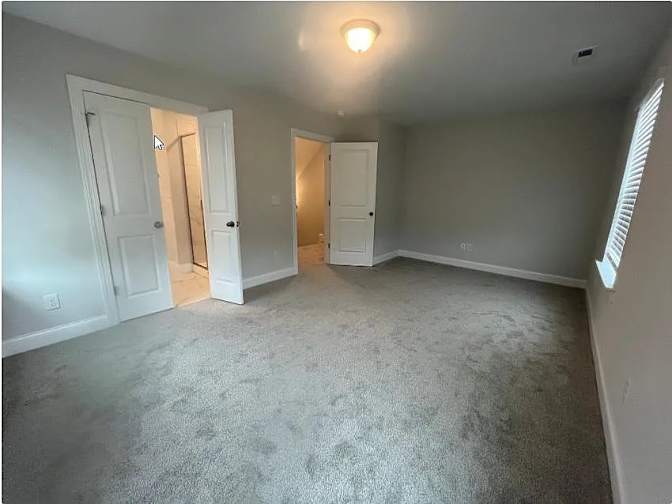 Alcove Rooms's room