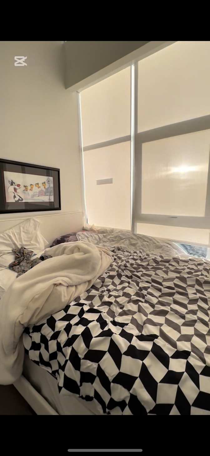 Mariah Izabelle Merican's room