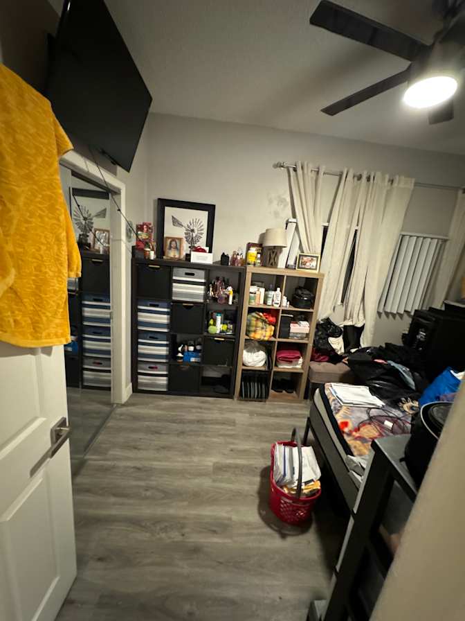 Geovanni Valdez's room