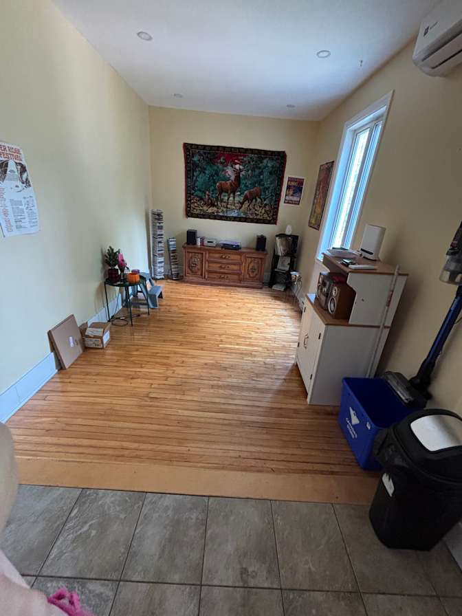 Hannah's room