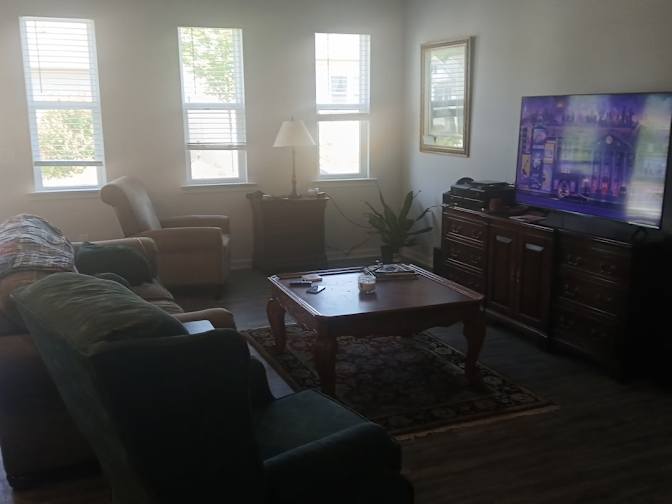 Steve W Carusos's room