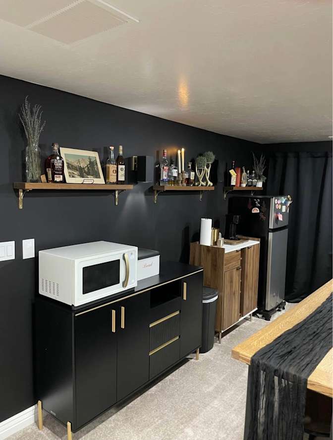 Mikai's room