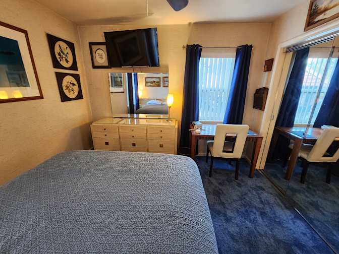 wdrinshed's room