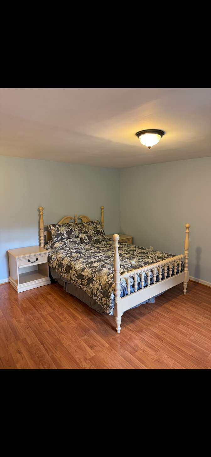 Victoria's room