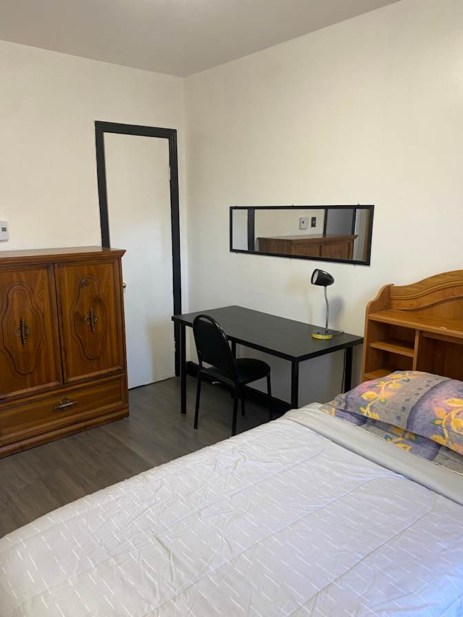 Elma B's room