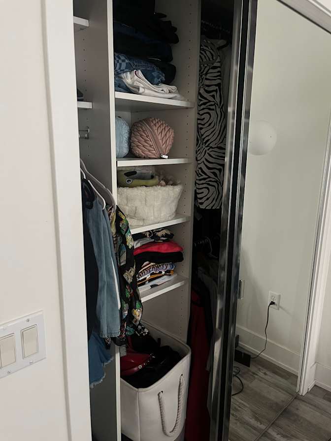 Benet's room