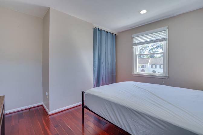 Stephanie's room