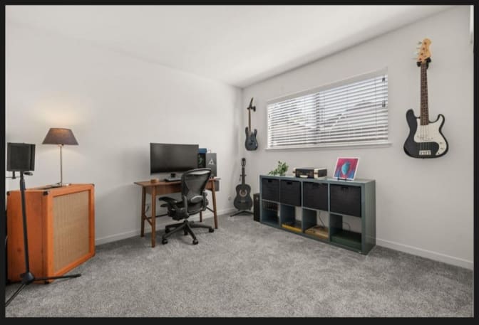 Christian Damian Alvarez's room